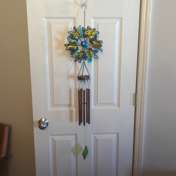 Brand New Liffy Solar Butterfly Wind Chime - Picture 1 of 3